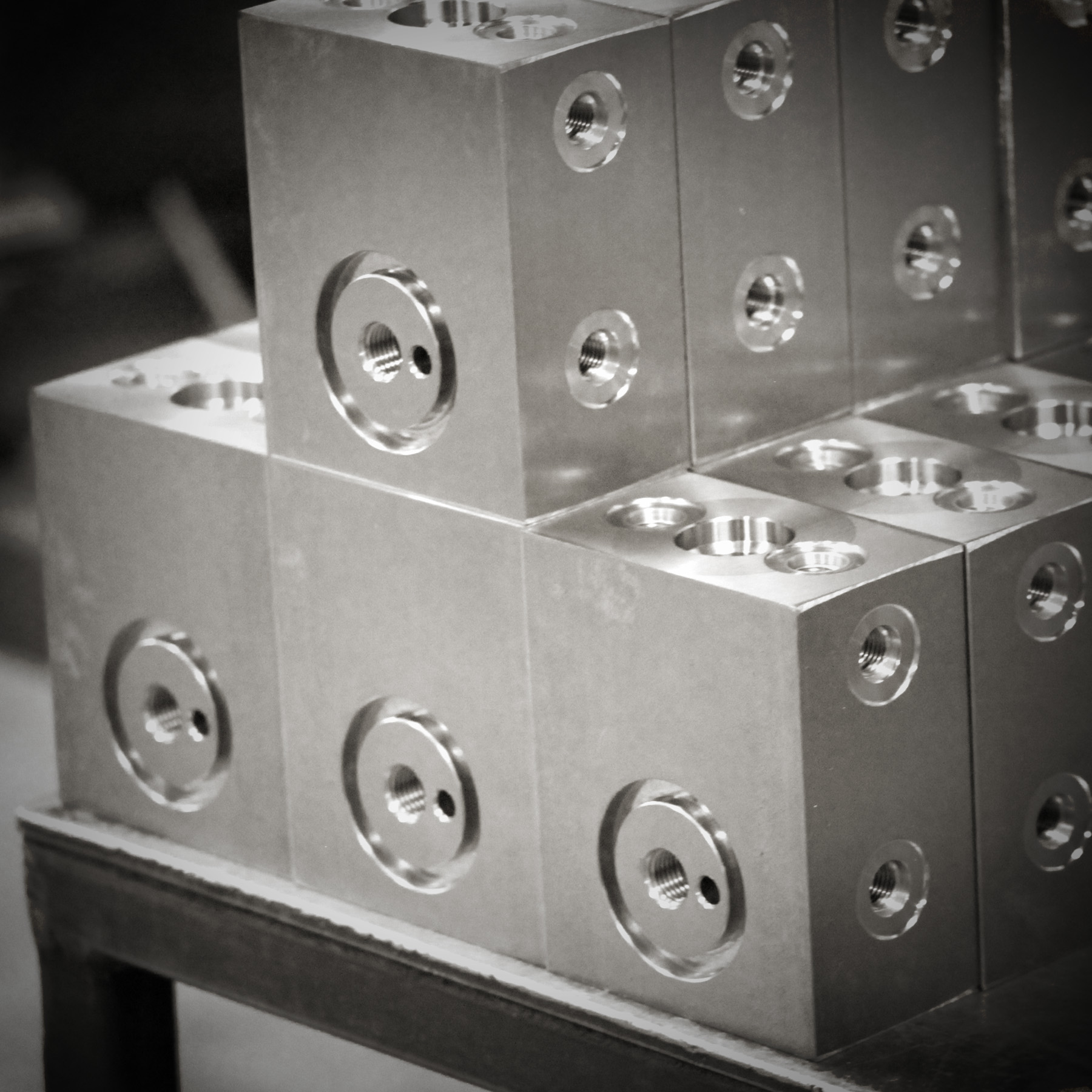 machined componet 6x6